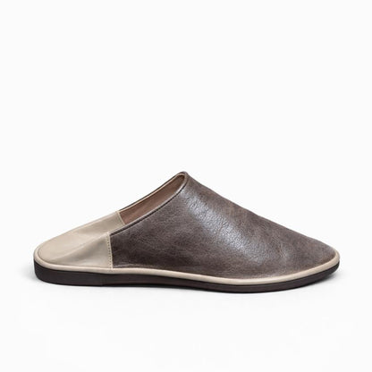color:taupe