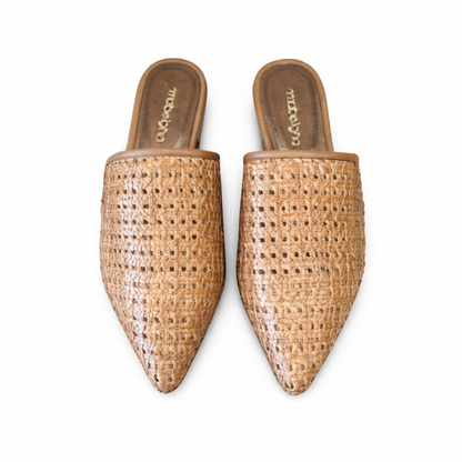 color:camel