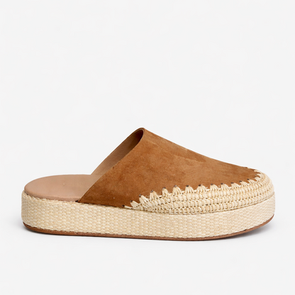 color:beige