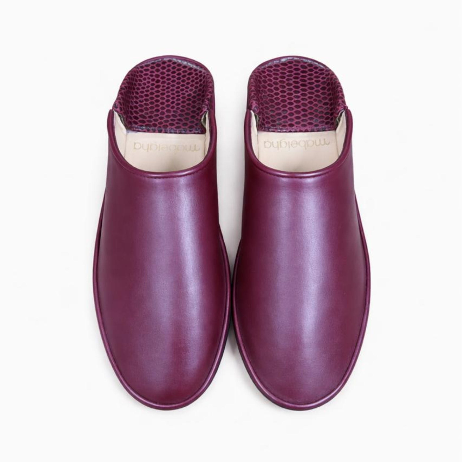 color:bordeaux