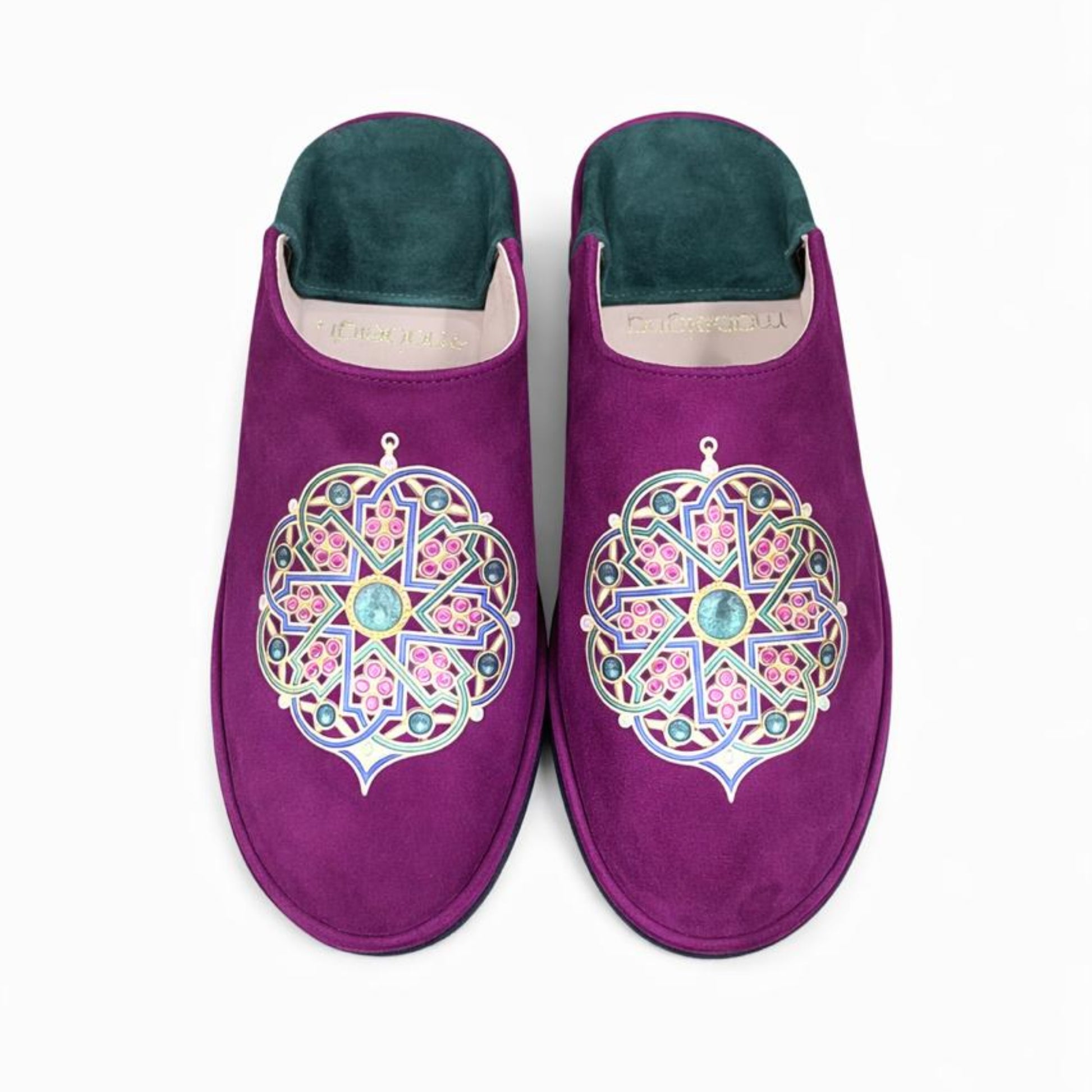 color:bordeaux