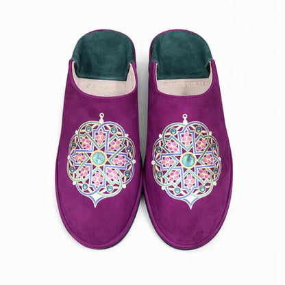 color:bordeaux